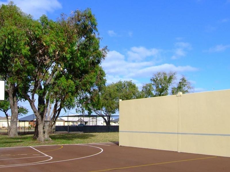 17 Tip Dray Terrace, West Busselton WA 6280