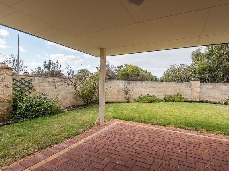 1/2 Glen Eagles Grove, West Busselton WA 6280