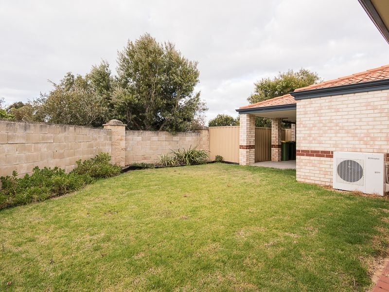 1/2 Glen Eagles Grove, West Busselton WA 6280