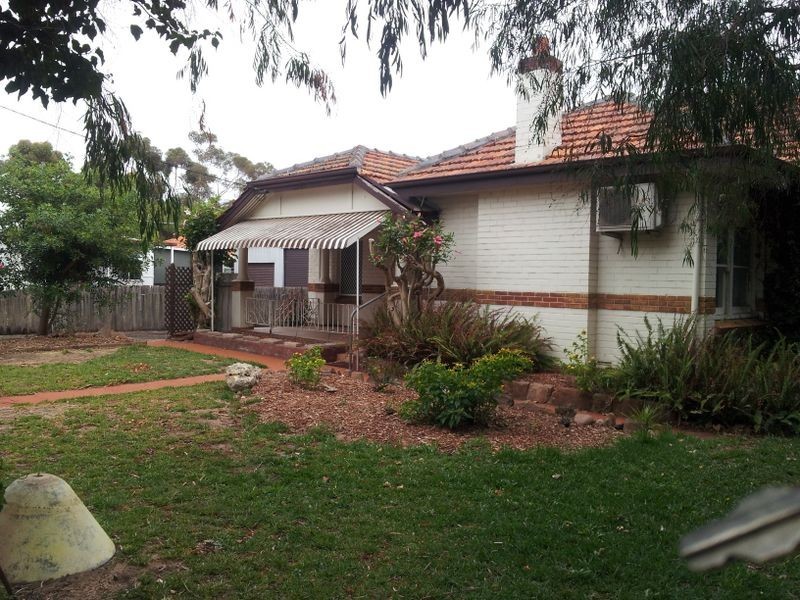 44 Strelly Street, Busselton WA 6280