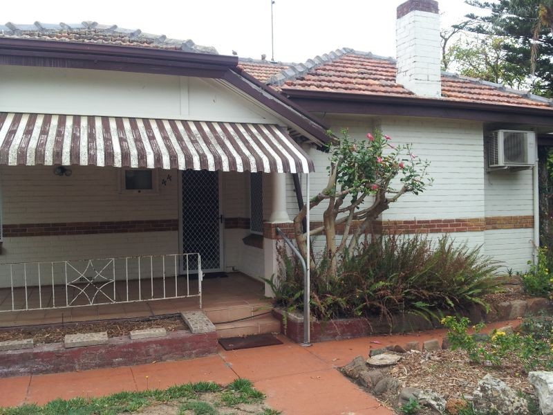 44 Strelly Street, Busselton WA 6280