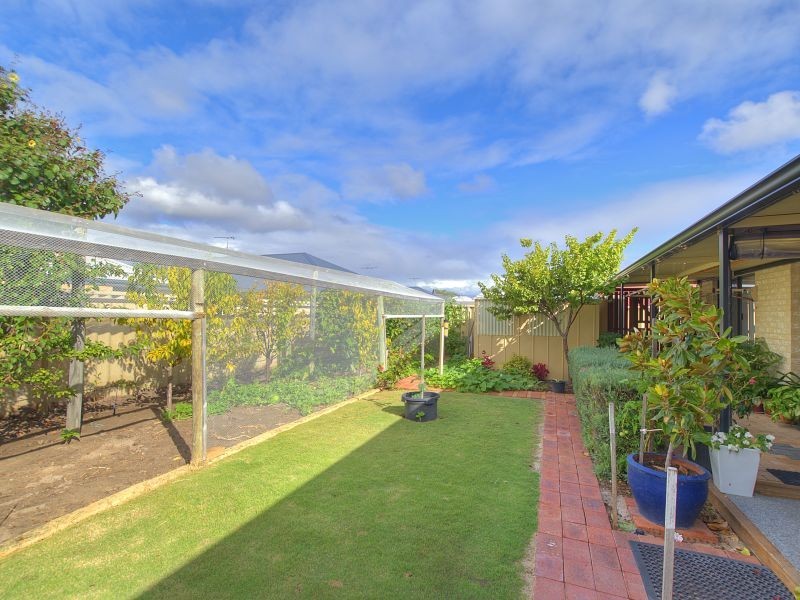 46 Currawong Drive, Broadwater WA 6280