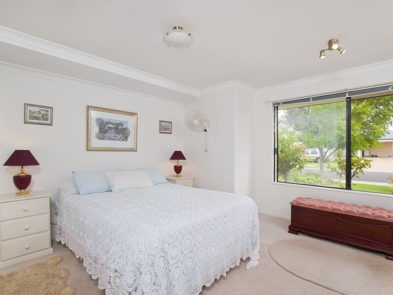 46 Currawong Drive, Broadwater WA 6280