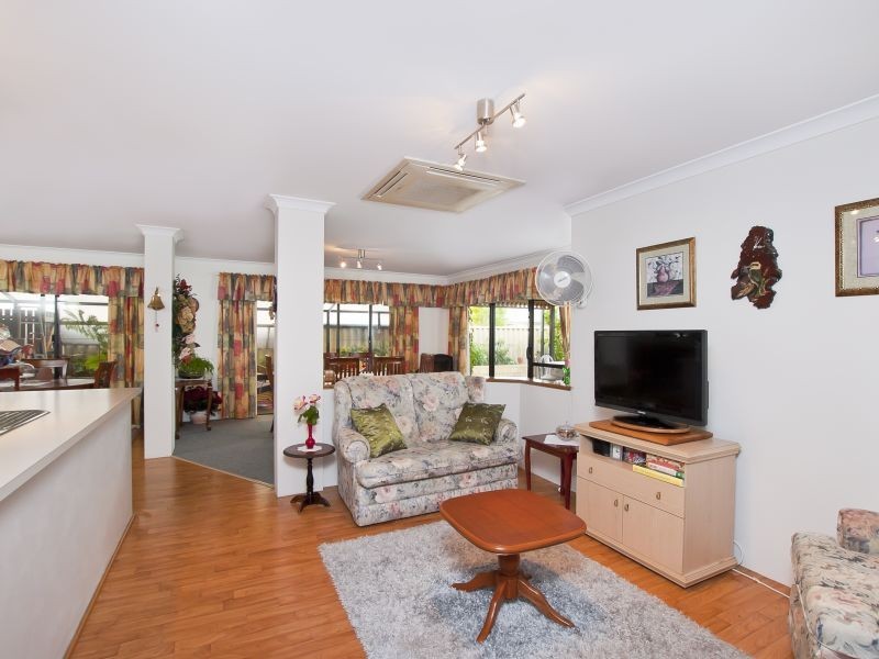 46 Currawong Drive, Broadwater WA 6280