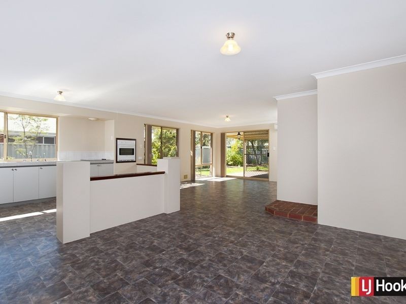 8 Pennyworth Ramble, West Busselton WA 6280