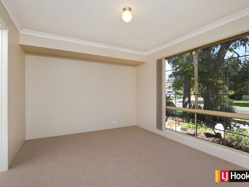 8 Pennyworth Ramble, West Busselton WA 6280