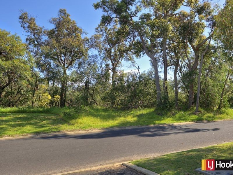 8 Pennyworth Ramble, West Busselton WA 6280