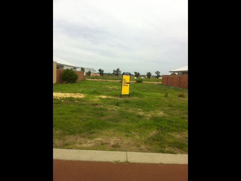 14 Burgee Cove, Geographe WA 6280