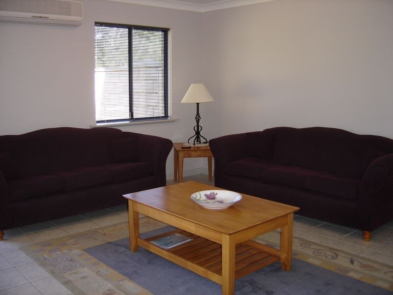4/1 Curtis Street, Dunsborough WA 6281