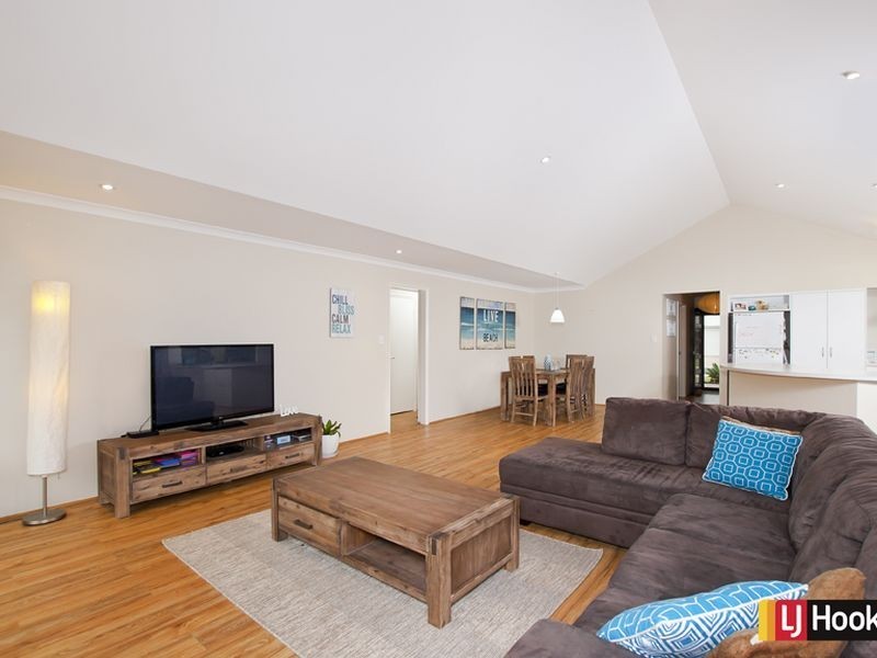 52 Currawong Drive, Broadwater WA 6280