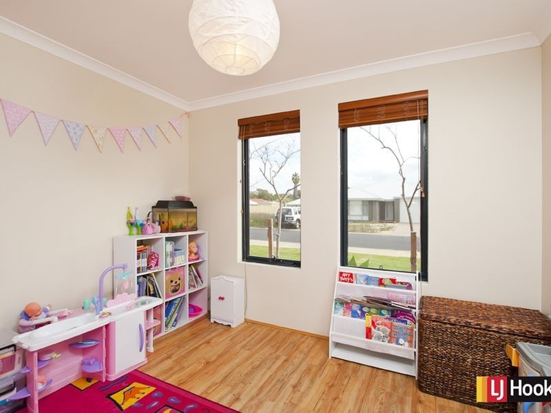 52 Currawong Drive, Broadwater WA 6280