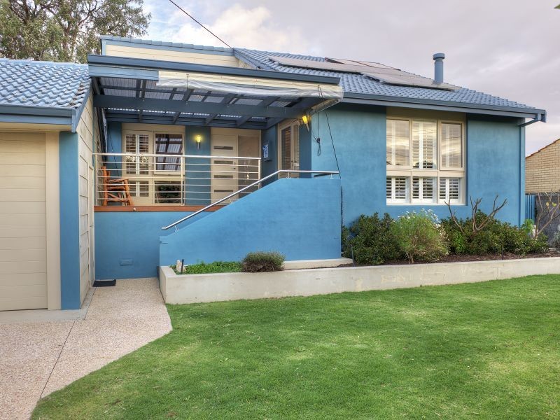 10 Locke Street, Abbey WA 6280