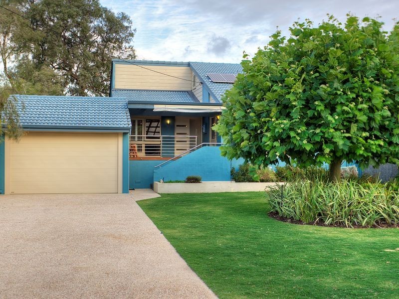 10 Locke Street, Abbey WA 6280