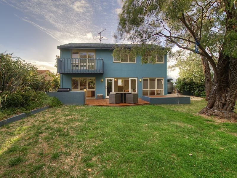 10 Locke Street, Abbey WA 6280