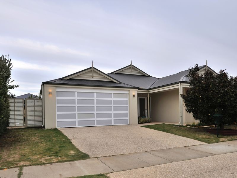 15 Nougat Crescent, Yalyalup WA 6280