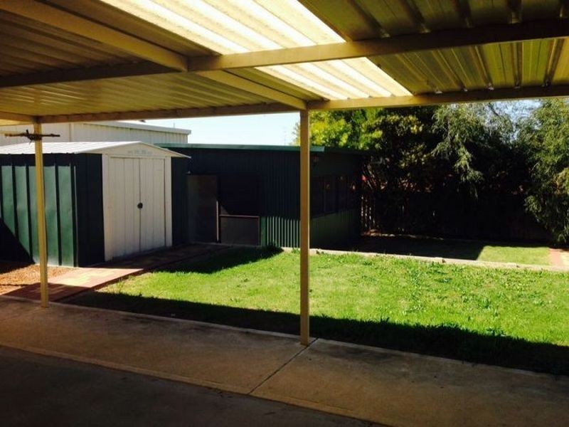 5 Rendell Elbow, Withers WA 6230