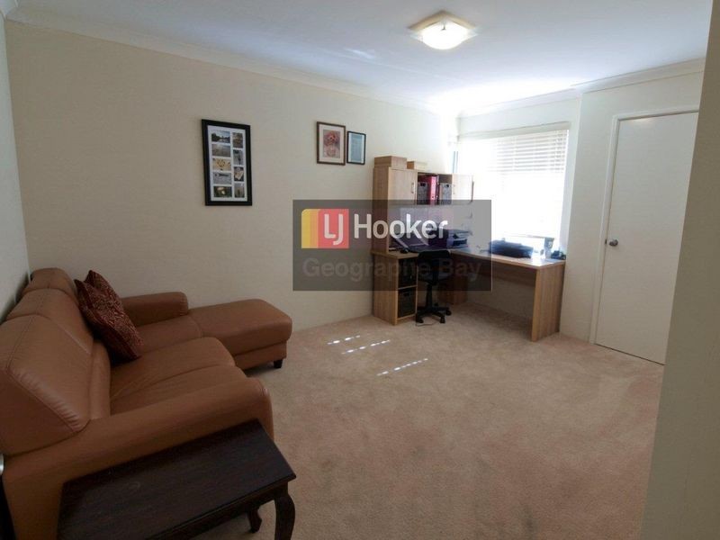 18 Marsupial Bend, Broadwater WA 6280
