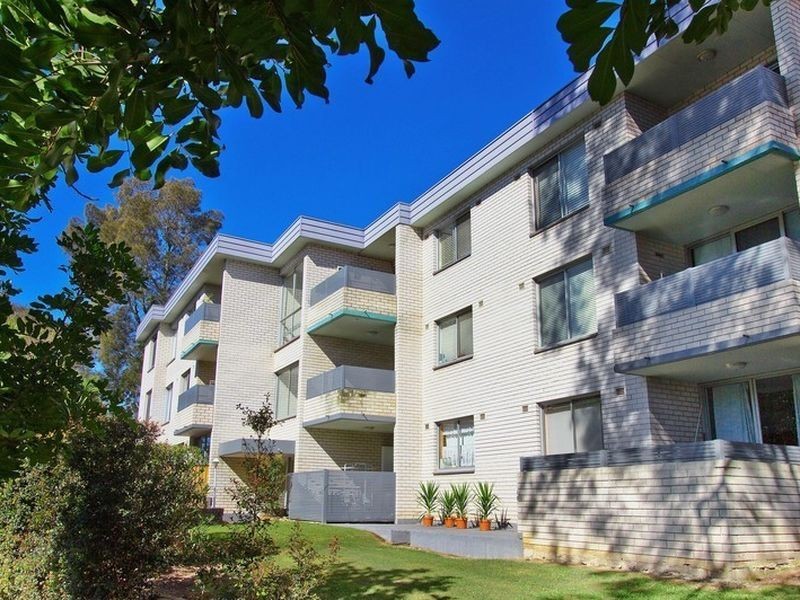 8/48 Pittwater Rd, Gladesville NSW 2111