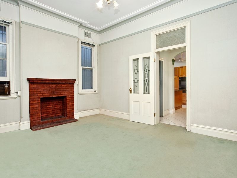 33 Salisbury Road, Stanmore NSW 2048