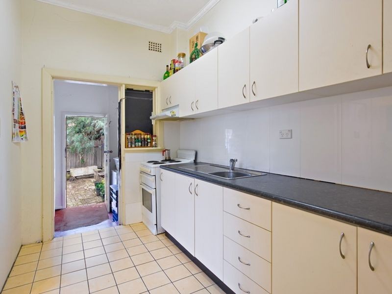 17a Francis St, Enmore NSW 2042