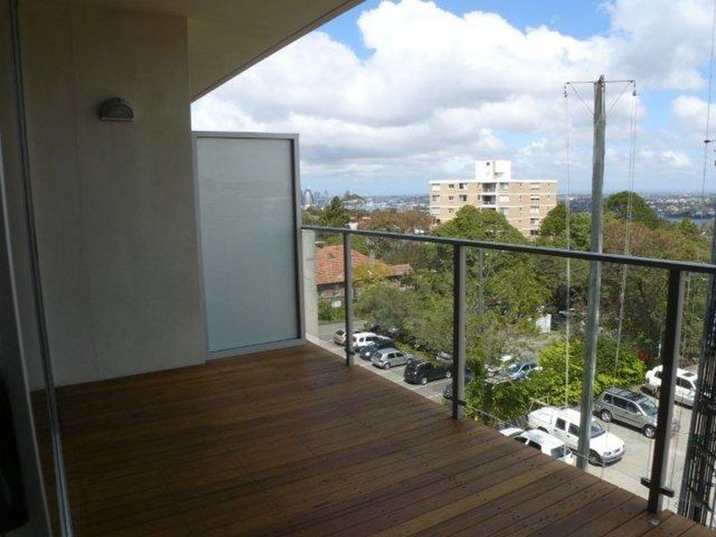 300 Pacific Highway, Crows Nest NSW 2065