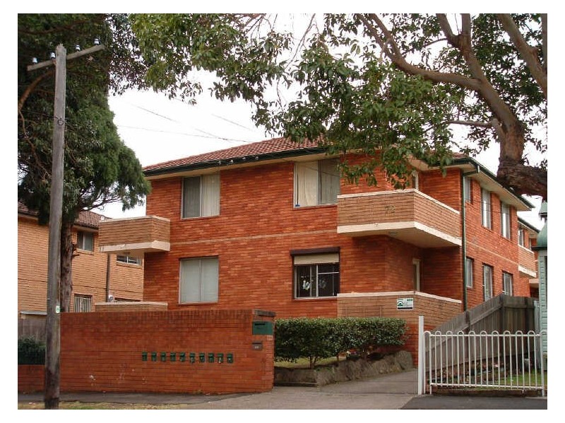 2/72 Ninth Ave, Campsie NSW 2194