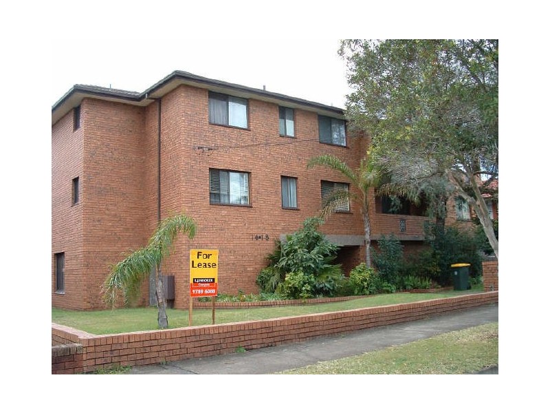 4/16 Gould St, Campsie NSW 2194