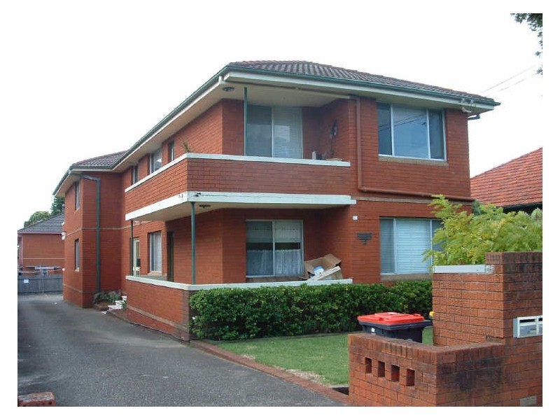 1/37 Fletcher Street, Campsie NSW 2194