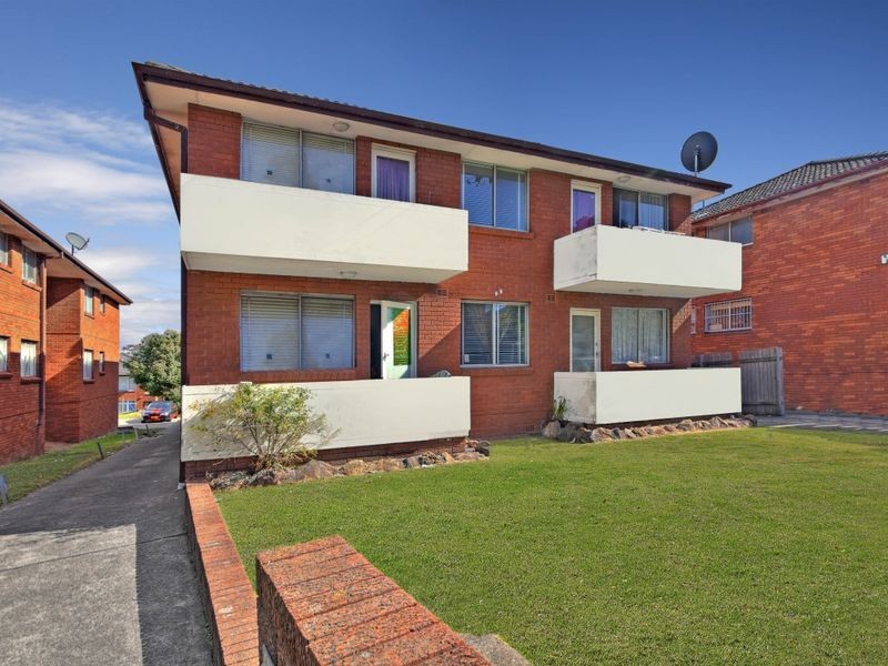 8/63 Denman Avenue, Wiley Park NSW 2195