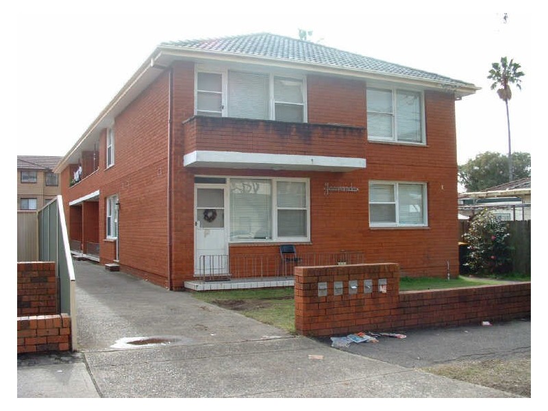 1/1 Eighth Avenue, Campsie NSW 2194