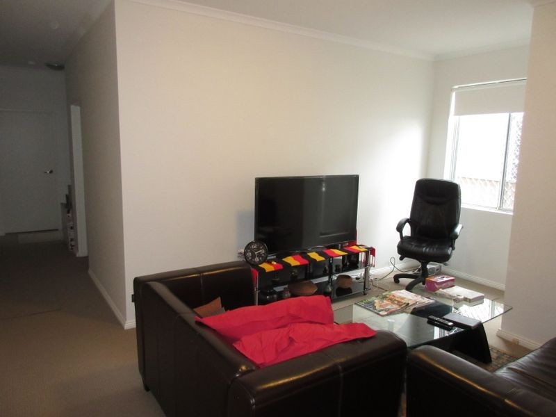 2/41 Fletcher Street, Campsie NSW 2194