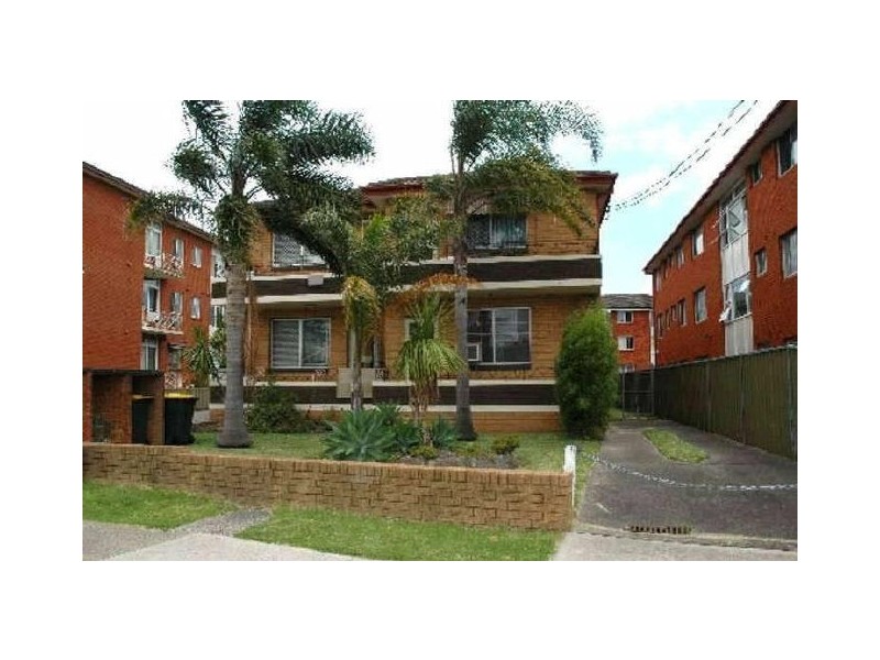 2/34 Beamish Street, Campsie NSW 2194