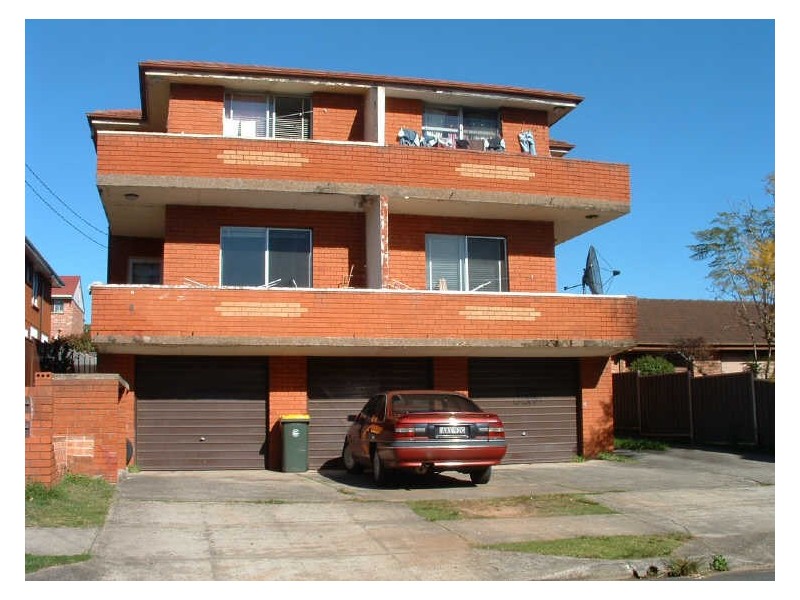 4/8 Beaumont Street, Campsie NSW 2194