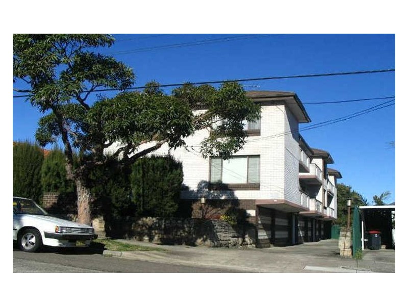 2/54 Claremont Street, Campsie NSW 2194