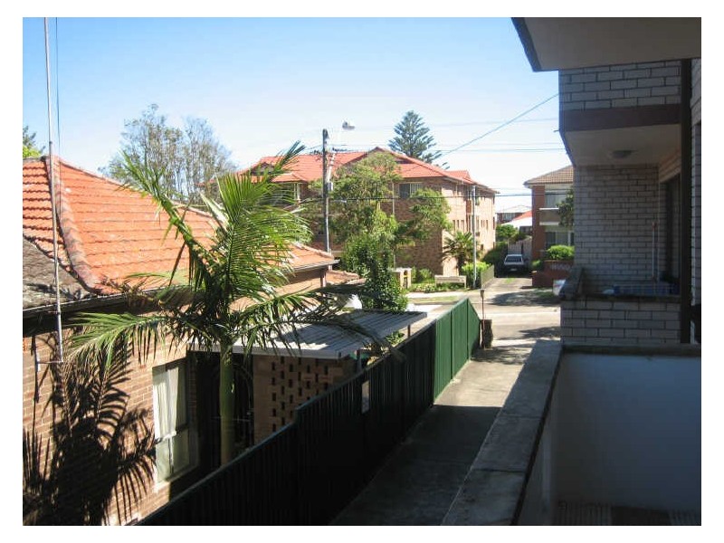 2/54 Claremont Street, Campsie NSW 2194