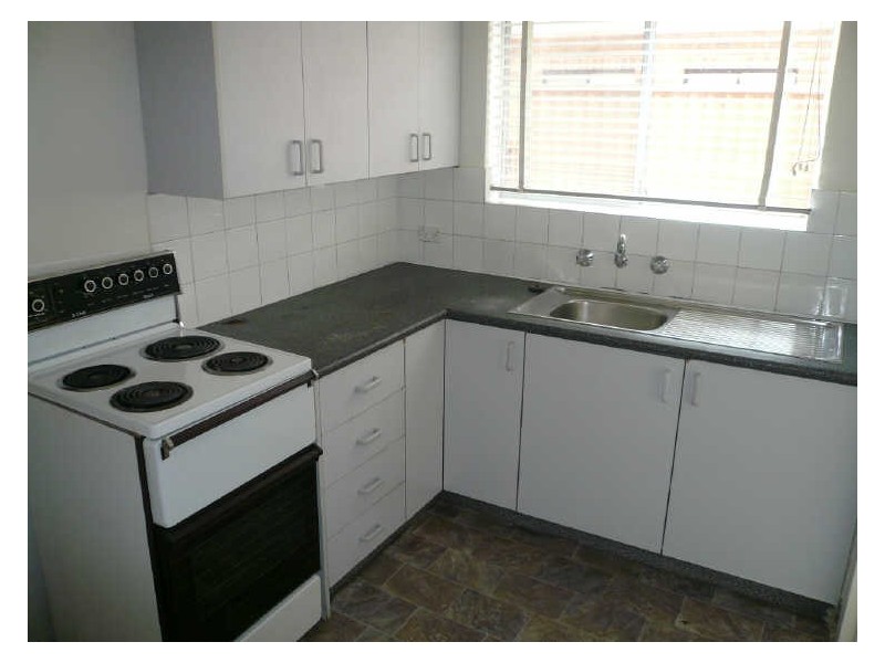 3/4 Oswald Street, Campsie NSW 2194