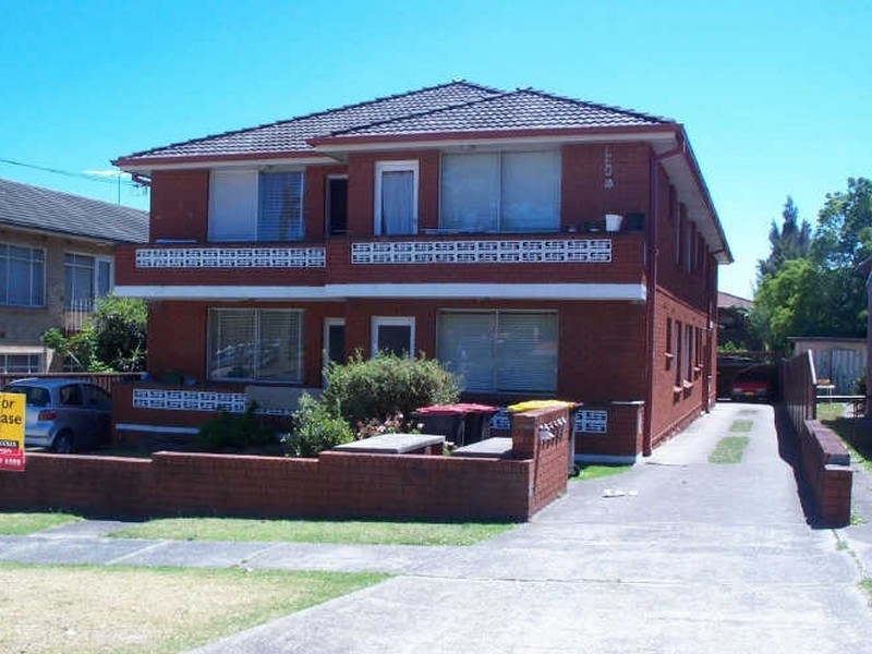 2/18 Brighton Avenue, Croydon Park NSW 2133