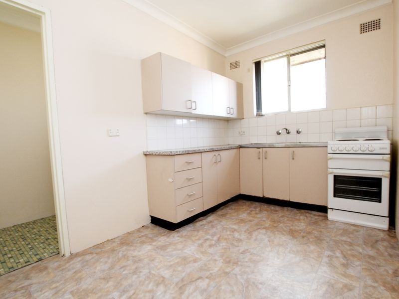 5/6 Park Street, Campsie NSW 2194