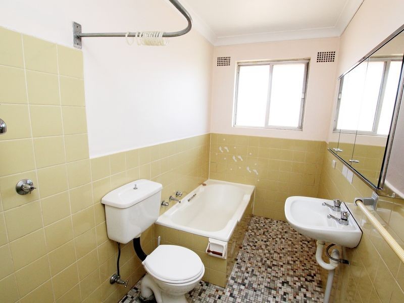 5/6 Park Street, Campsie NSW 2194