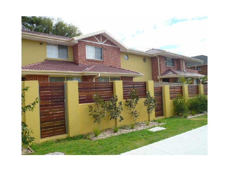8/3-7 Fore Street, Canterbury NSW 2193