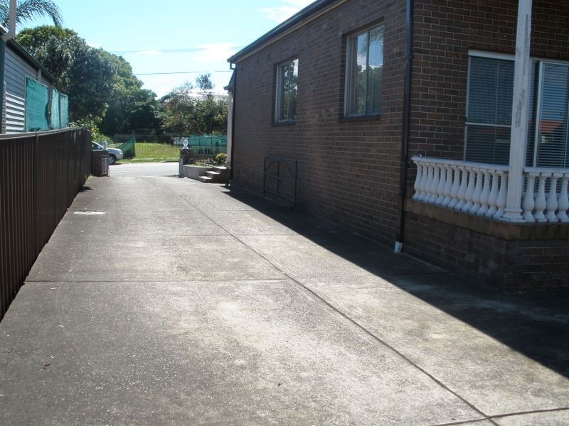 21 Thorncraft Parade, Campsie NSW 2194