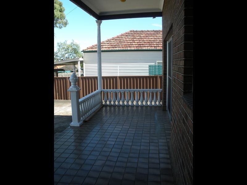 21 Thorncraft Parade, Campsie NSW 2194