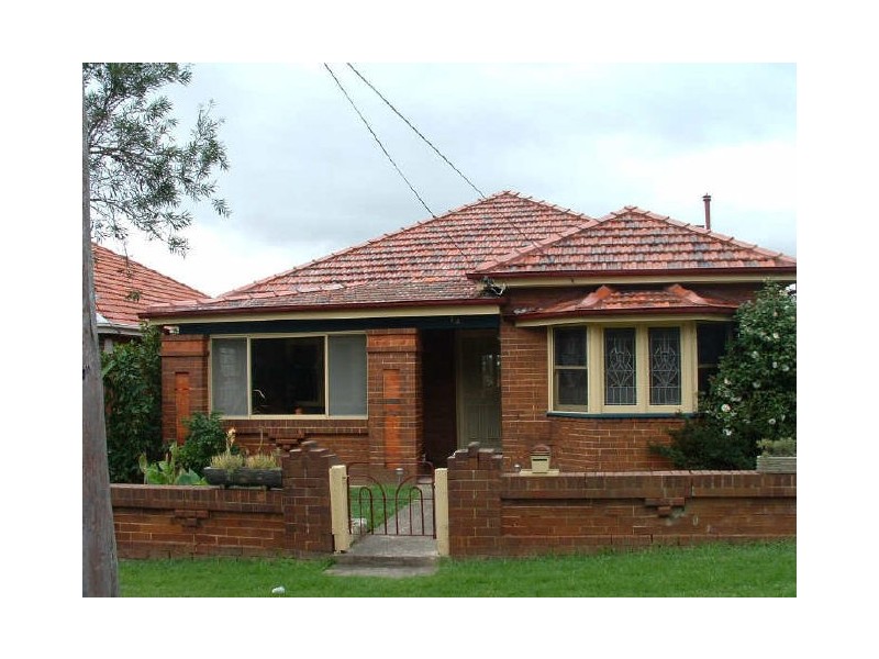 14 Nicholas Avenue, Campsie NSW 2194