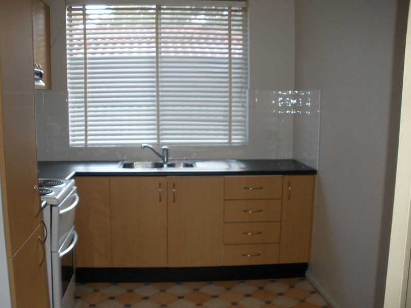 2/21 Ridgewell Street, Roselands NSW 2196