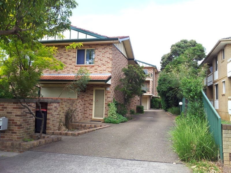 4/51 Third Avenue, Campsie NSW 2194