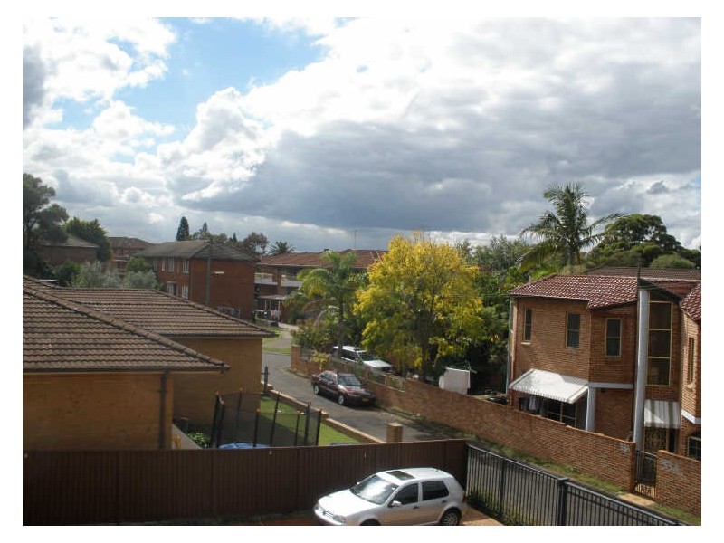 6/10 Stanley Street, Campsie NSW 2194