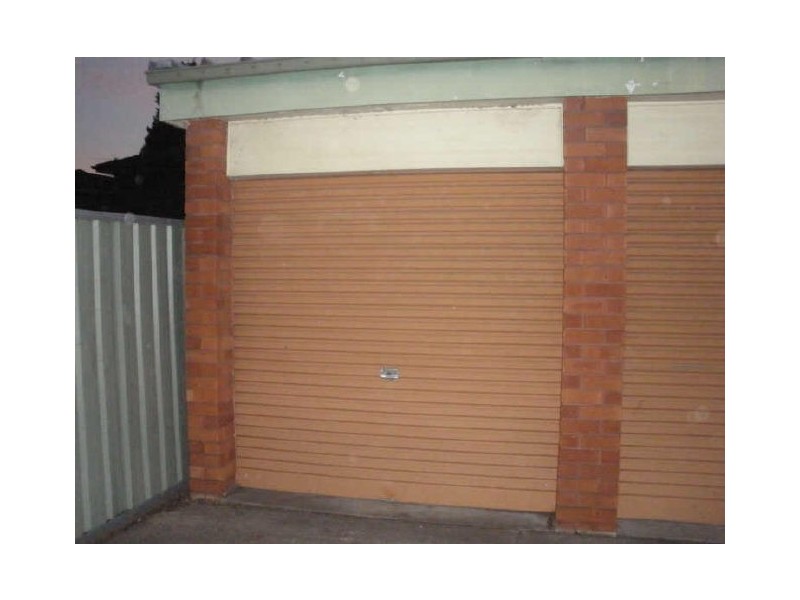 Garage 9/10 Fourth Avenue, Campsie NSW 2194