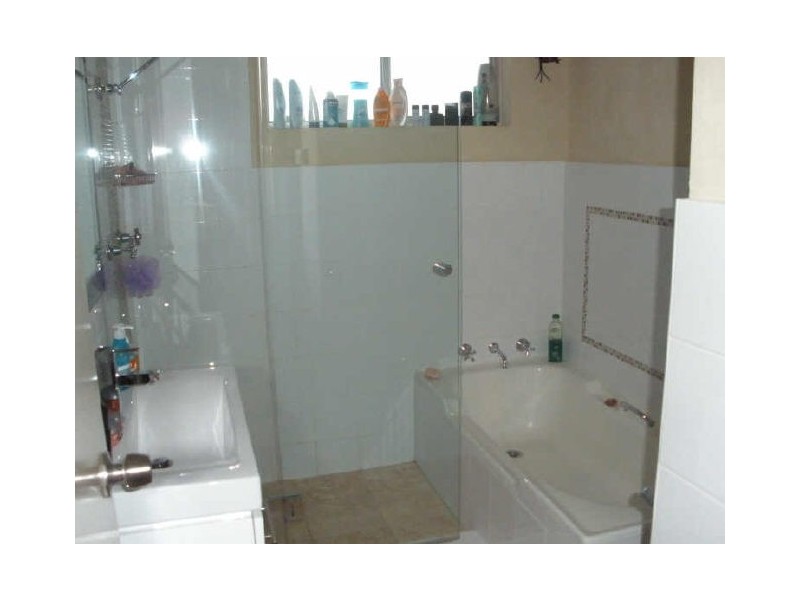 8/42 South Parade, Campsie NSW 2194