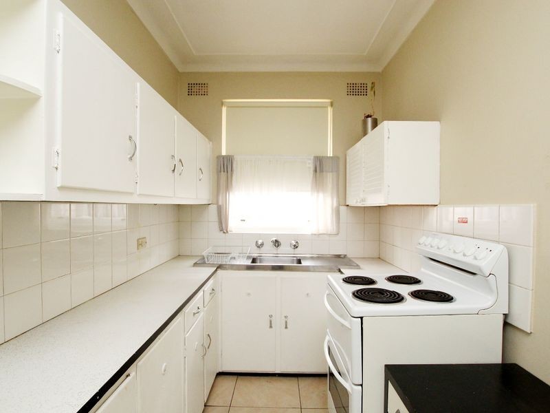 8/16 Willeroo Street, Lakemba NSW 2195