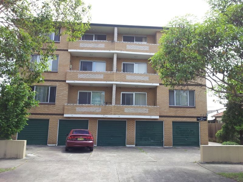 7/10-12 Third Avenue, Campsie NSW 2194